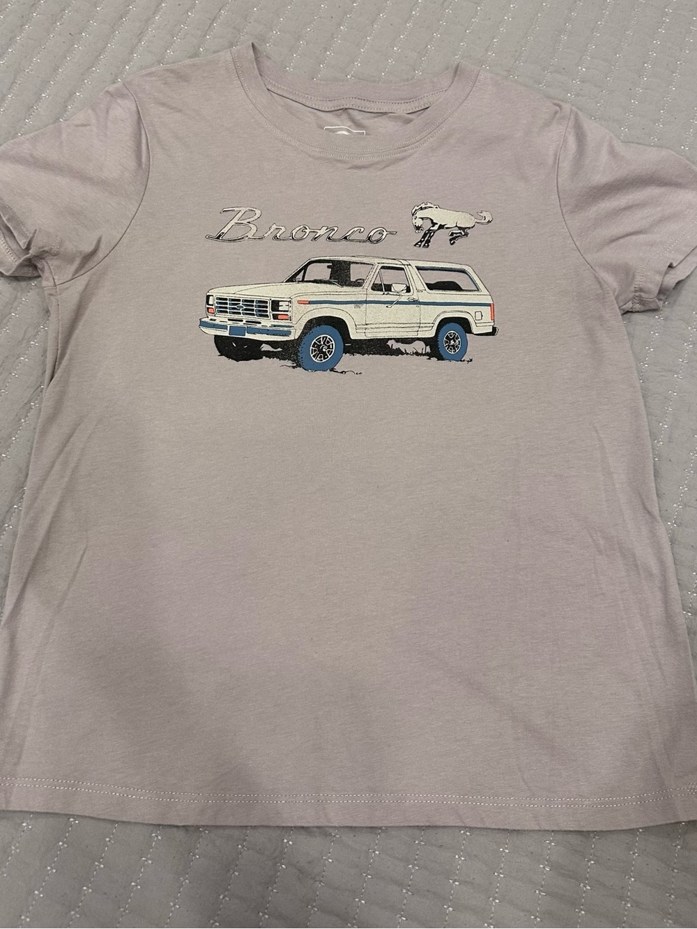 Forever 21 beige vintage ford Bronco Graphic Crop Top